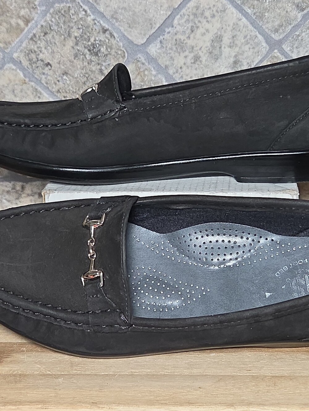 SAS Metro Women's Black Slip-On Nubuck Loafers Silver Tone Horse Bit 8.5 W